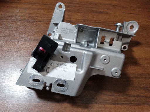 SUPPORT PLAQUE ARMATURE ARRIÈRE DROIT MERCEDES W290 X290 1