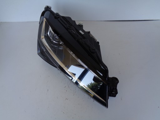 light right REFLEKTOR SKODA SUPERB III 3V 19- LIFT FULL LED