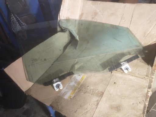 Jeep Compass скло 19R передні праві двері