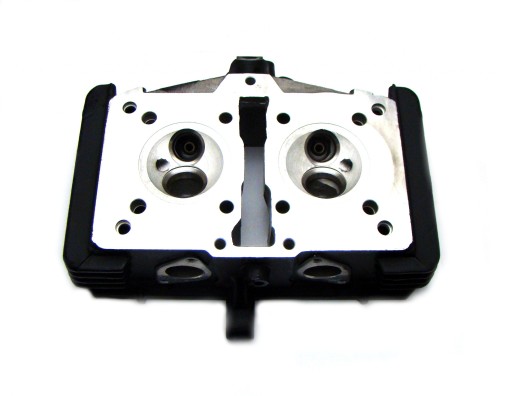 T74350-a - JUNAK M20 320CCM головка неполная