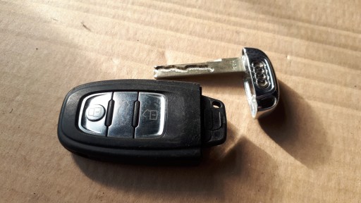 A4 B8 key PILOT 8T0959754D A5 8T Q5 8R