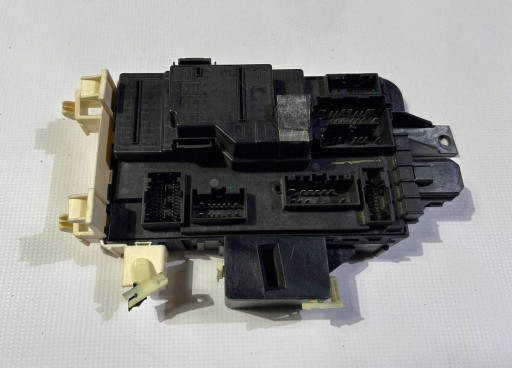 Unité commande confort BCM Module fusibles Ford Mustang 4.6 2010