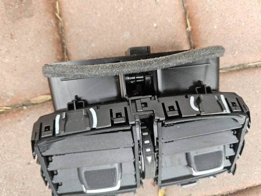 58860-02080 Lüftungsgitter des lüfters heck hinten tunelu nadmuc Toyota Corolla E210 E21