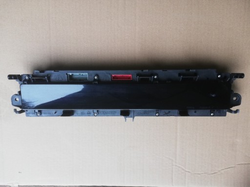 P8200451505A - Лічильник, дисплей scenic II 2, всі моделі