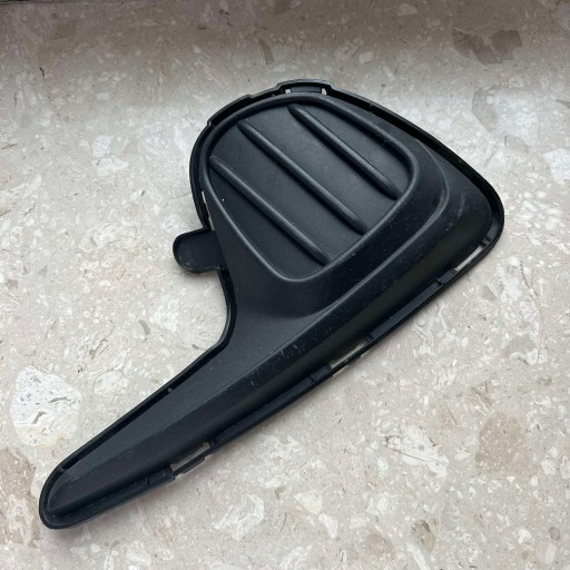 TOYOTA YARIS III 17- LIFT 2017- grid of a bumper right front 81481-0D330