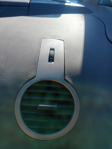 grid air conditioning devices air right of the passenger Renault Espace IV 4 03-12