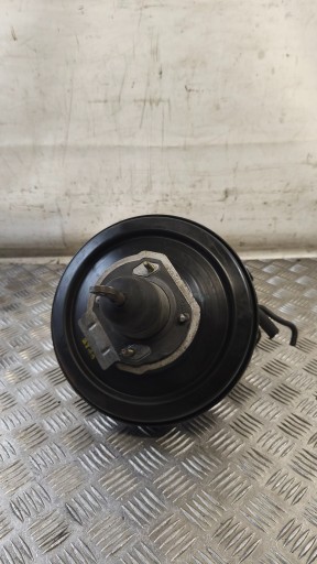 servo posilovač bŕzd BMW E39 520i 32481478