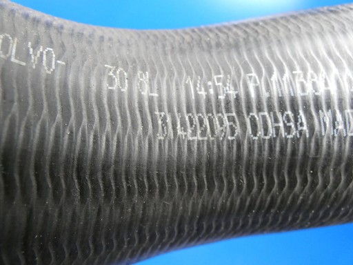VOLVO S60 III V60 II XC60 XC90 II 2.0 T5 Schlauch Rohr rohr luft intercooler