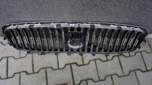 VOLVO XC60 II LIFT - grill grille radiator