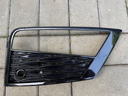 Seat Ateca 576 16- grid of a bumper right front front
