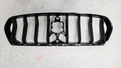 РЕШЕТКА РАДИАТОРА MASERATI LEVANTE LIFT 670151263