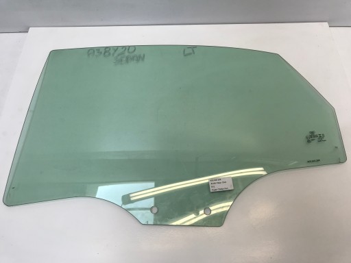 8Y5845205 - AUDI A3 8y 8YS 2020 боковое стекло двери левый задний