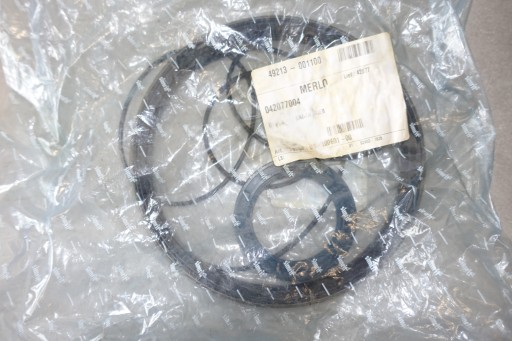 42077 - Уплотнения коробки передач Merlo widlak