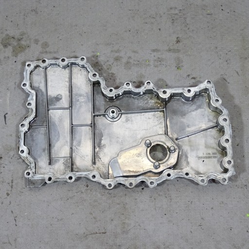 BMW 7 F01 F02 4.4 V8 Ölwanne untere 7570694