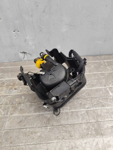 DISCOVERY SPORT L550 filter goriva M8D29D202AF