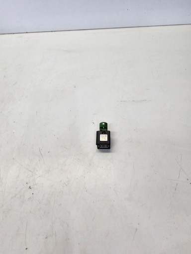 Adaptateur USB LADOWARKI AUDI A4 A5 Q3 Q5 5Q0035726