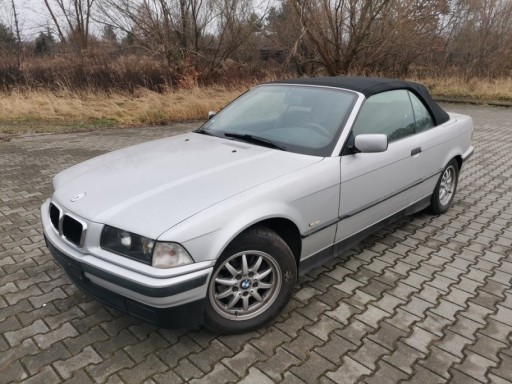 BMW Seria 3 E36 Cabrio 318 i 115KM 1998