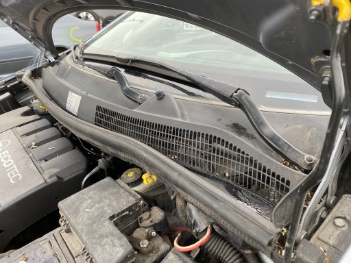 Wischergestänge PRZEDNICH z silniczkiem OPEL CORSA D 06-14
