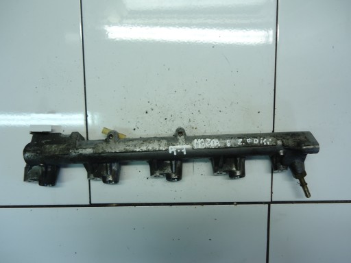MAZDA 6 2.0 16V DISI LF Rampe injection