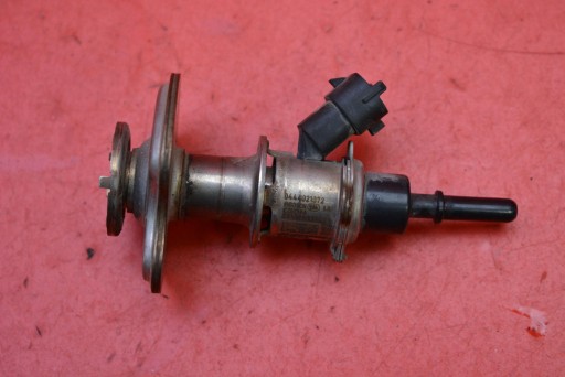 nozzle injector ADBLUE 7LA131113A 0444021072 SKODA OCTAVIA 4 IV 2.0 TDI