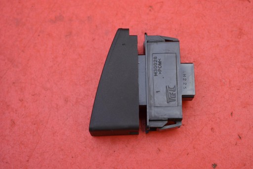 Schalter Leuchten des warnblickschalters M30028 HONDA LEGEND 4 IV 04-08
