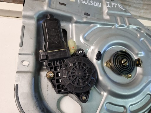window regulator right rear part HYUNDAI TUCSON and 83480-2E010