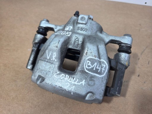 Toyota Corolla E21 caliper brake front right L89764 (B147)
