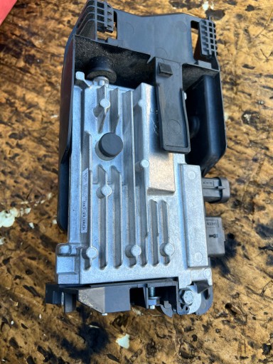 9810858380 - Контроллер старт-стоп peugeot 508 2021 автомат 2.0