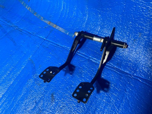 1022556 - КОМПЛЕКТ ПЕДАЛЕЙ ЗЧЕПЛЕННЯ ГАЛЬМА POLARIS SLINGSHOT