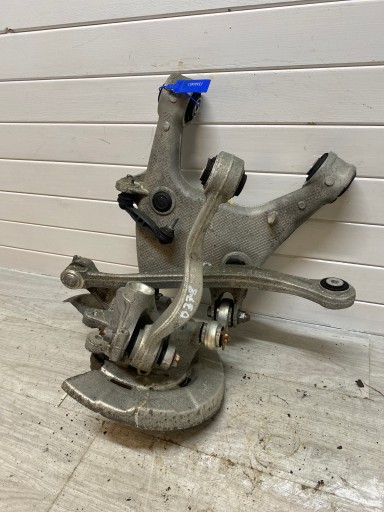 otoč ramene BMW 7 F01 pravý záď 6797448