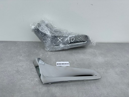 BMW 7 G11 G12 CHROM blatníku pravý předek lišta 51137347378 K96/NC633