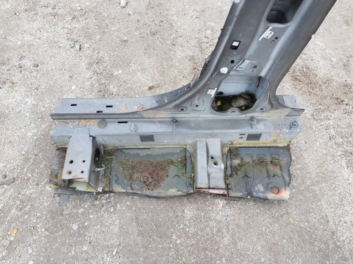KIA CEED II pillar central threshold right 2012