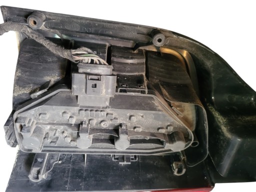 light housing left rear part VOLKSWAGEN T5 7H0945257A