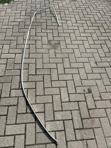 254661 - mazda 6 Універсал 19 r накладка на дах ліва