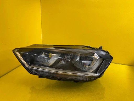 light left front VW GOLF SPORTSVAN 517941033B