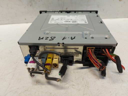 Audi A1 82A Kartenleser SD 83A035842