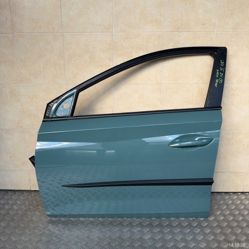 door front left HYUNDAI I20 III 2024 year does not have windows