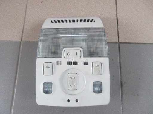 8P0947135AD - Потолочная лампа освещение кабины A3 8P LIFT