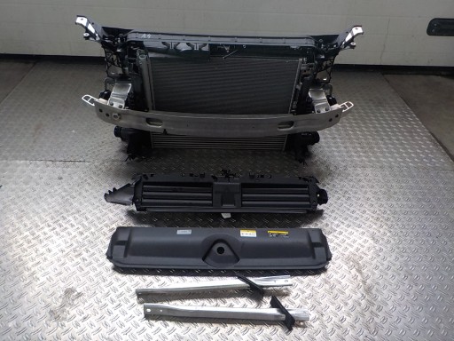 8W0807113 8W0807081 - AUDI A4 B9 8W LIFT 20- ПЕРЕДНИЙ РЕМЕНЬ РАДИАТОРА