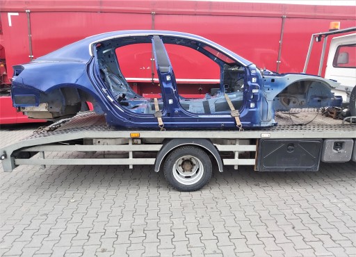 КРИЛО ЗАДНЯ ПРАВА ЧЕТВЕРТЬ MASERATI GHIBLI