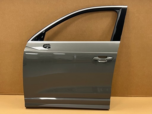 83A831051C audiolcar1 - Audi q3 83a передняя левая дверь lx7g