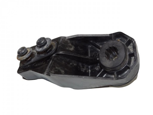 LR092123GEN - Кронштейн радіатора Range Rover Velar J8A28K337AC