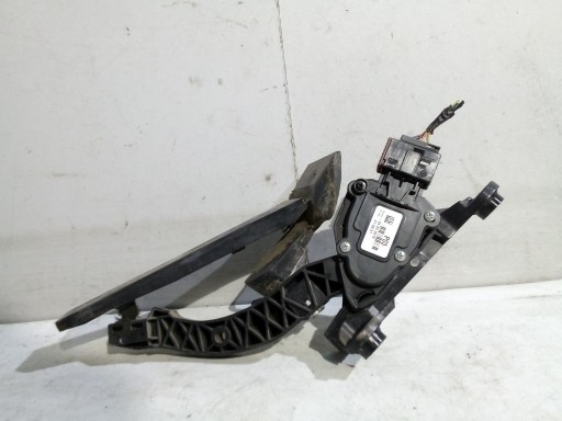 Hyundai i30 II 2 Gaspedal 32700-3XXX