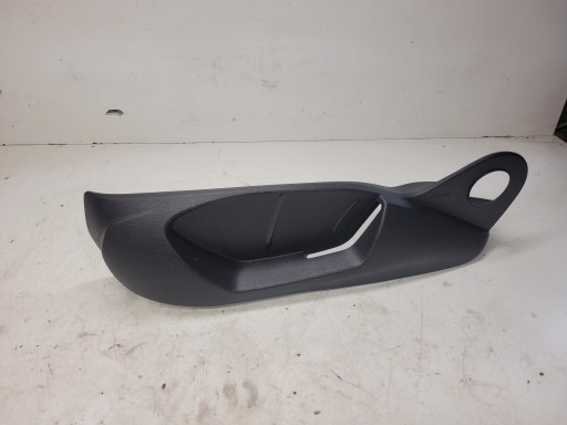 BLENDE ABDECKUNG VERSCHLUSSSTOPFEN SITZ LINKS AUDI A3 8V 8V0881325C