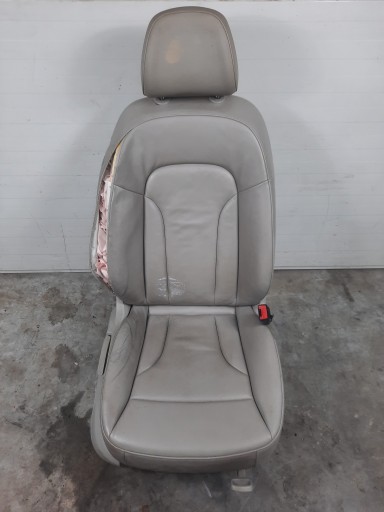 Сиденье переднее правое переднее светлая кожа AUDI Q5 8R