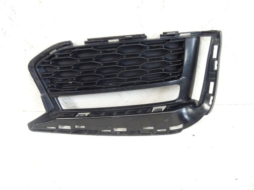 grid of a bumper front front right BMW 5 G30 G31 51118064966