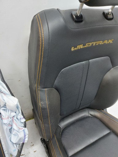 Ford Ranger VI 6 seat left front wildtrack 2024r
