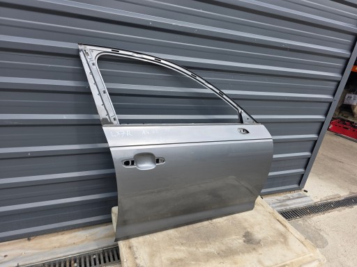 door right front AUDI A4 B9 LX7R sedan/ AVANT/KOMBI 2016-2019 original *2