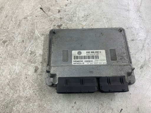VW POLO 9N 1.2 control unit of the engine 03D906032C