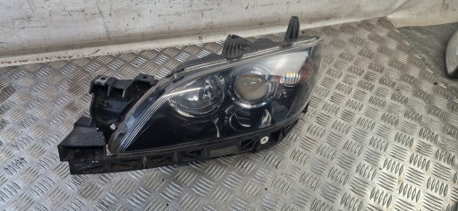 light left front MAZDA 3 2005r